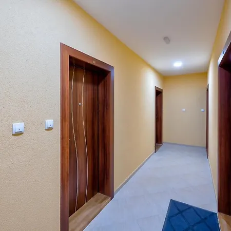 Apartment Iris *